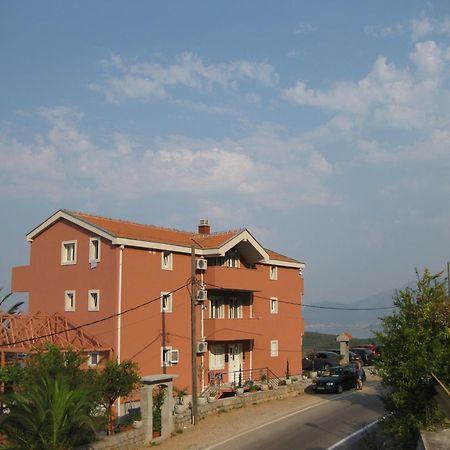 Apartments Drobni Pijesak Petrovac Ngoại thất bức ảnh