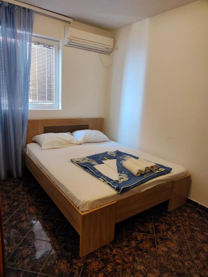 Apartments Drobni Pijesak Petrovac Ngoại thất bức ảnh