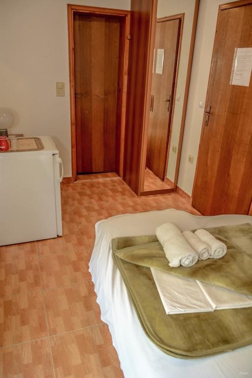 Apartments Drobni Pijesak Petrovac Ngoại thất bức ảnh